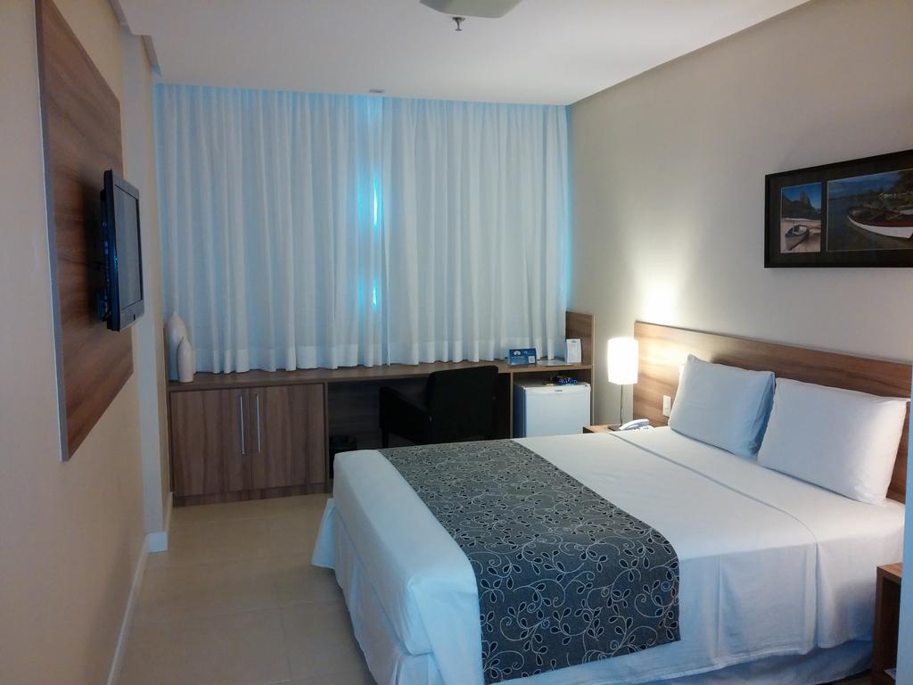 Days Inn By Wyndham Linhares Extérieur photo