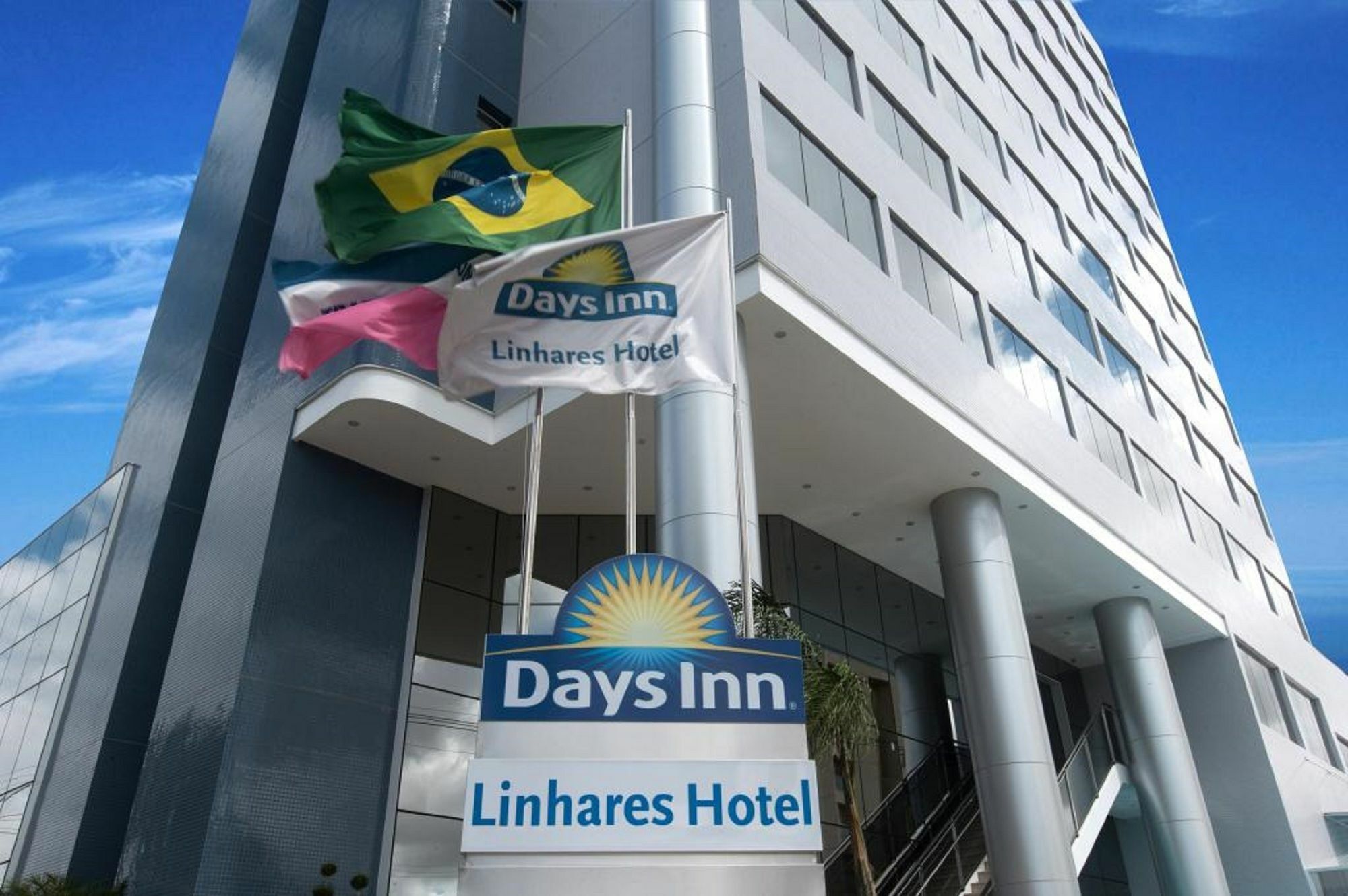 Days Inn By Wyndham Linhares Extérieur photo